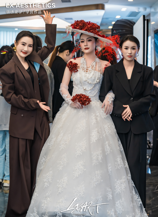 领绣美学化妆班作品记录